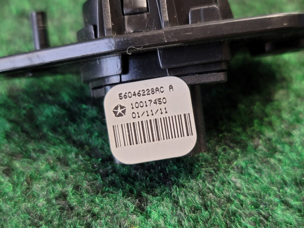 2011-2014 DODGE CHRYSLER REAR TRUNK LID RELEASE SWITCH BUTTON 56046228AC 6L9