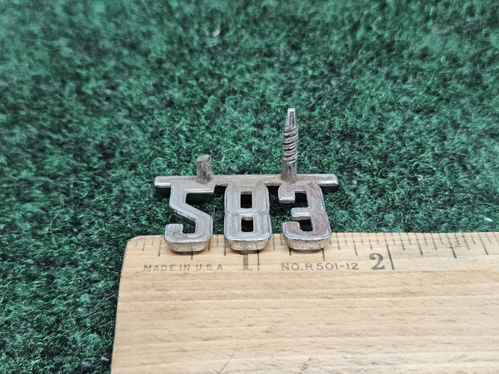 Vintage 1964-66 Chevy Impala Nova Chevelle Camaro "283" Emblem Metal 3863852 7S9