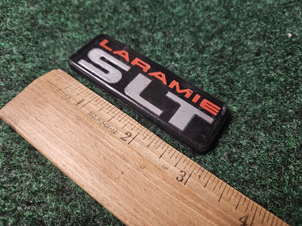 94 95 96 97 98 99 00 01 DODGE RAM SLT LARAMIE SIDE EMBLEM LOGO BADGE 3M2