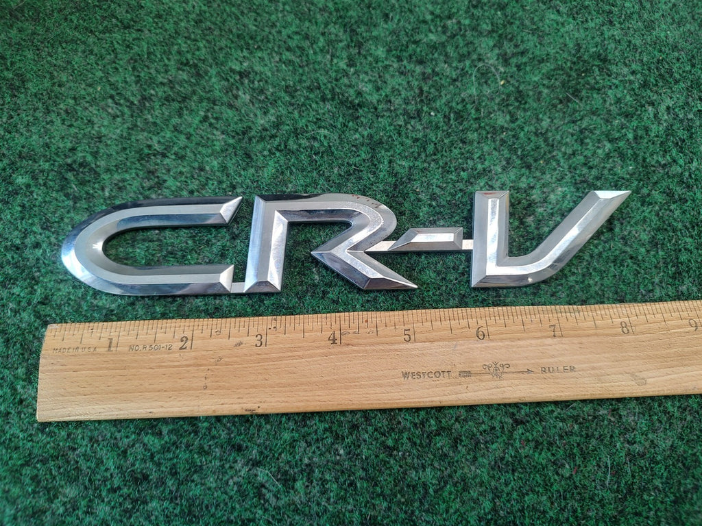 02 03 04 05 06 HONDA CRV CR-V REAR GATE CHROME EMBLEM LOGO BADGE SYMBOL 3S9