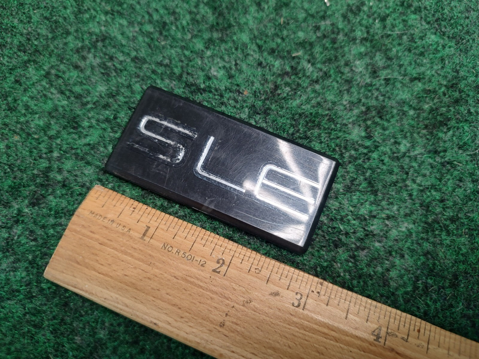 GMC SIERRA CHEVY SILVERADO TRUCK SLE EMBLEM LOGO BADGE SIGN SYMBOL USED 3S8
