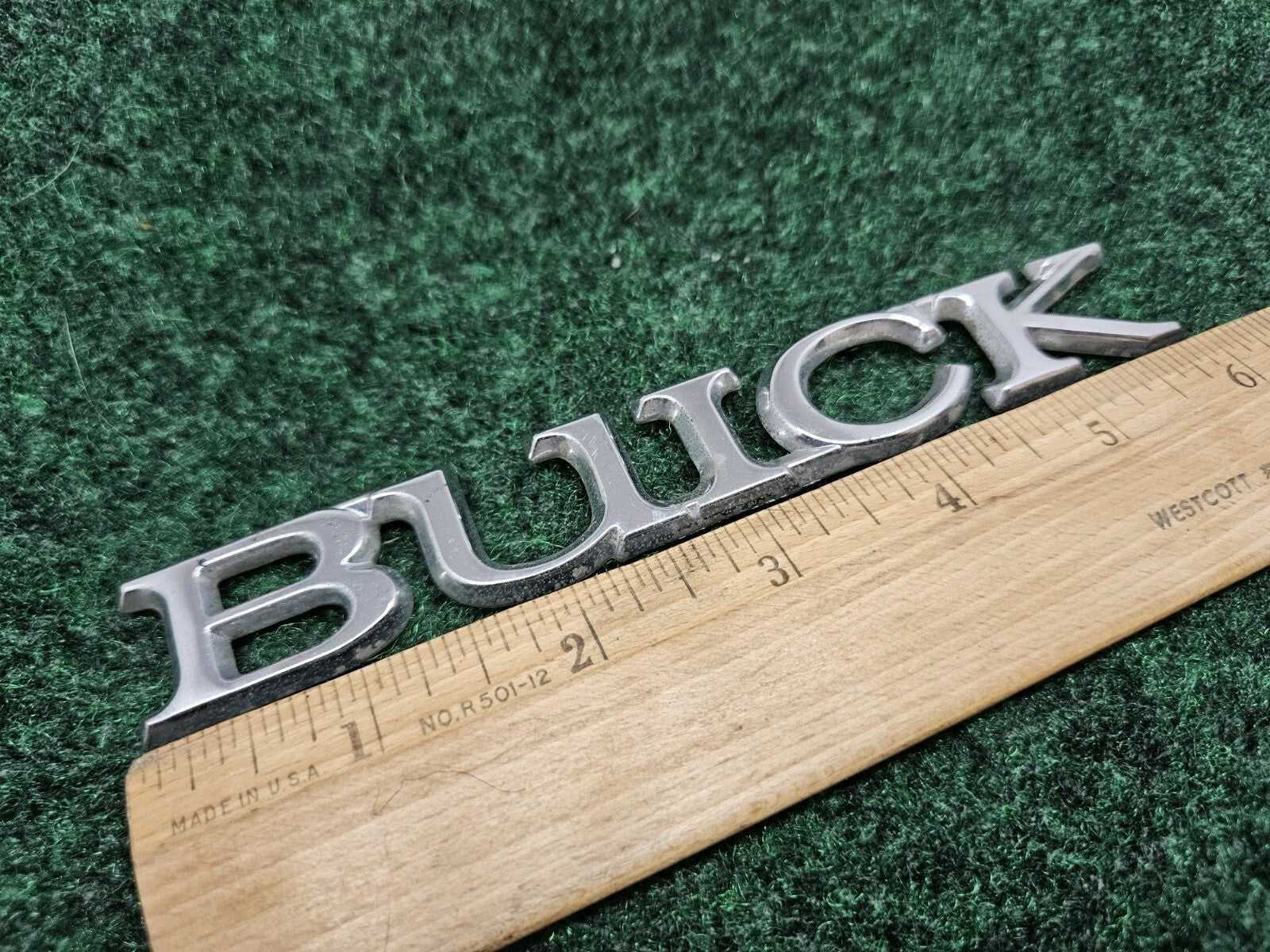 BUICK SIDE EMBLEM LOGO BADGE SYMBOL NAME PLATE BADGE CHROME GL2