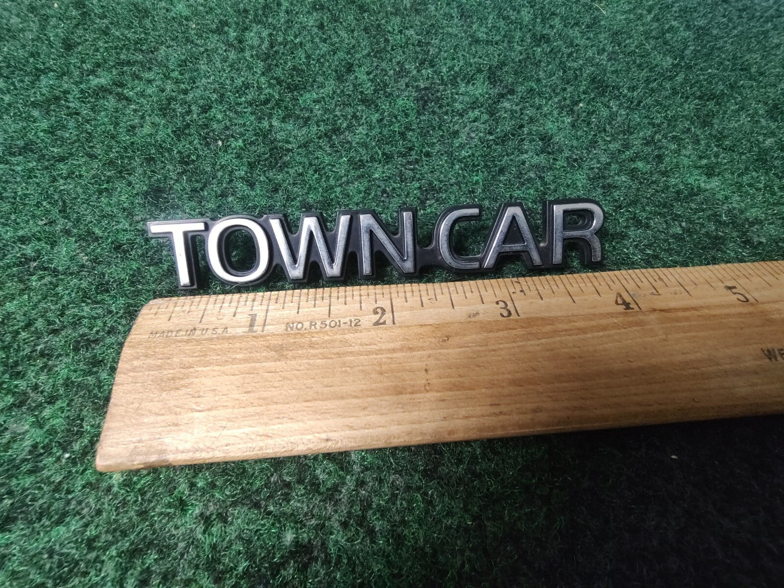 Lincoln OEM Town Car Chrome Plastic  Emblem Badge Logo Nameplate Name Plate 8L3