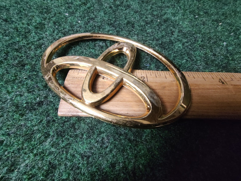 Toyota Chrome Emblem Logo Symbol Name Plate Gold See Measurements 4" 1S2