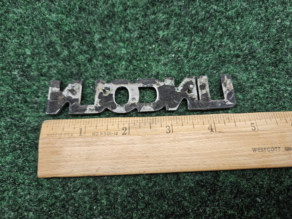 Lincoln OEM  Plastic Vintage Emblem Badge Logo Nameplate Name Plate 4.5" GL2