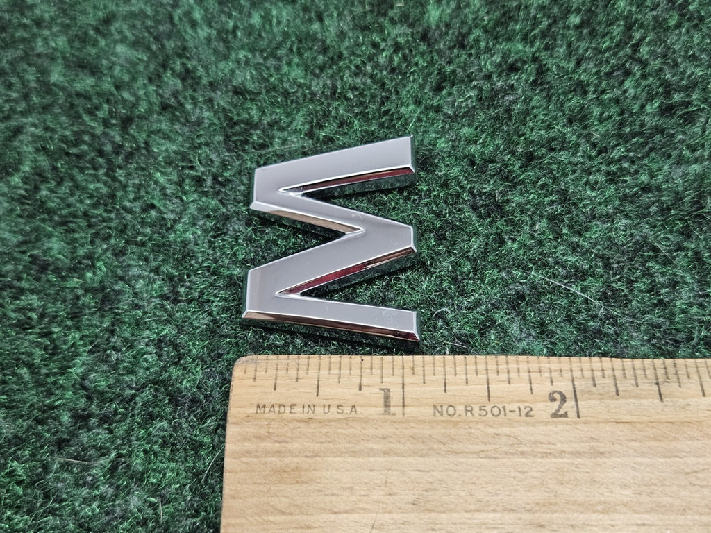 OEM "W" Silver Individual Letter Lettering Emblem Badge Logo Nameplate 3D 7S7