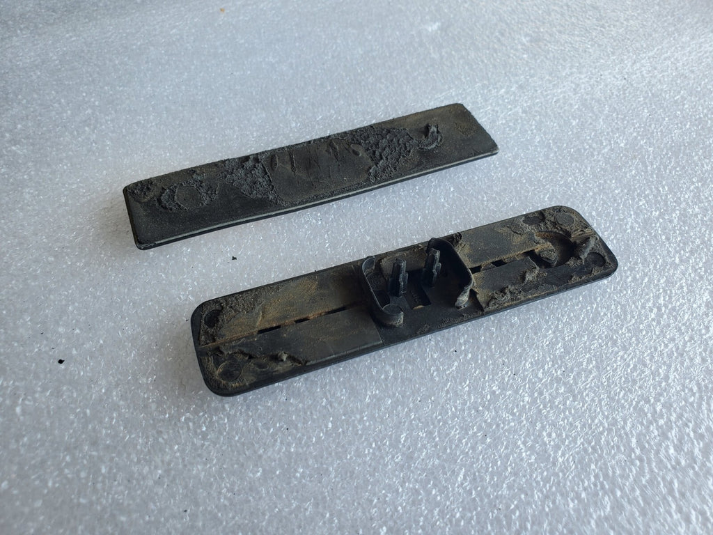 (2) Volvo OEM 1993-1997 NAME PLATE Emblem Badge Logo Nameplate VNTG