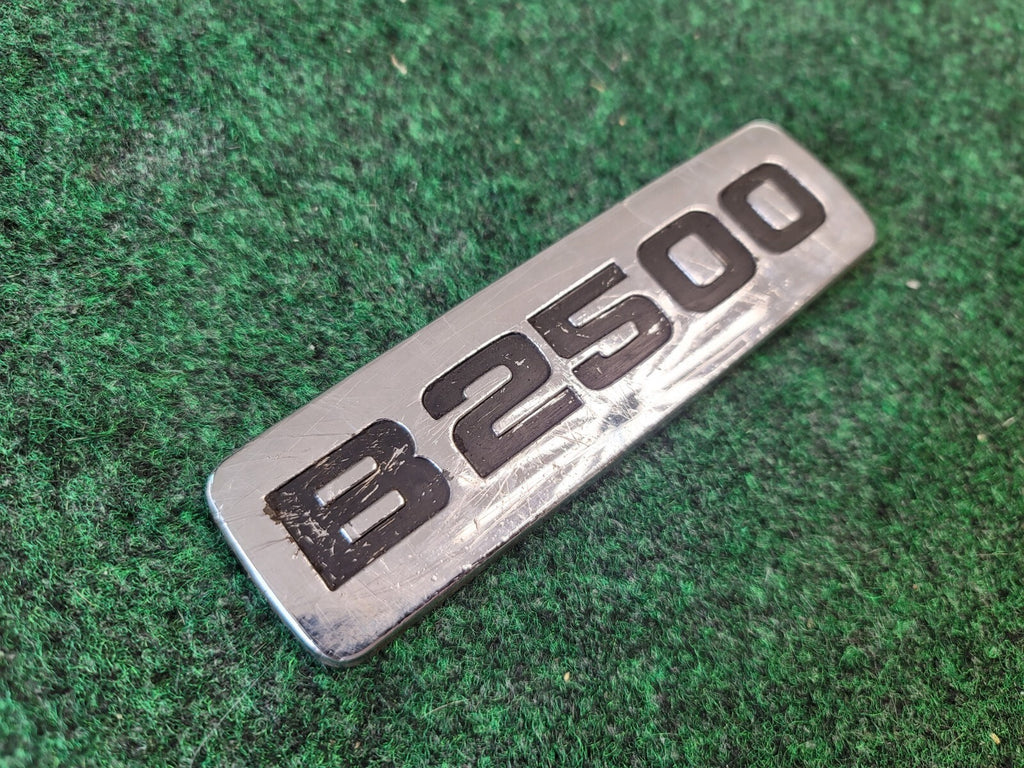 1998-2001 Mazda B2500 Fender Emblem Logo Nameplate Badge ZZP0-51-714 OEM 1M4