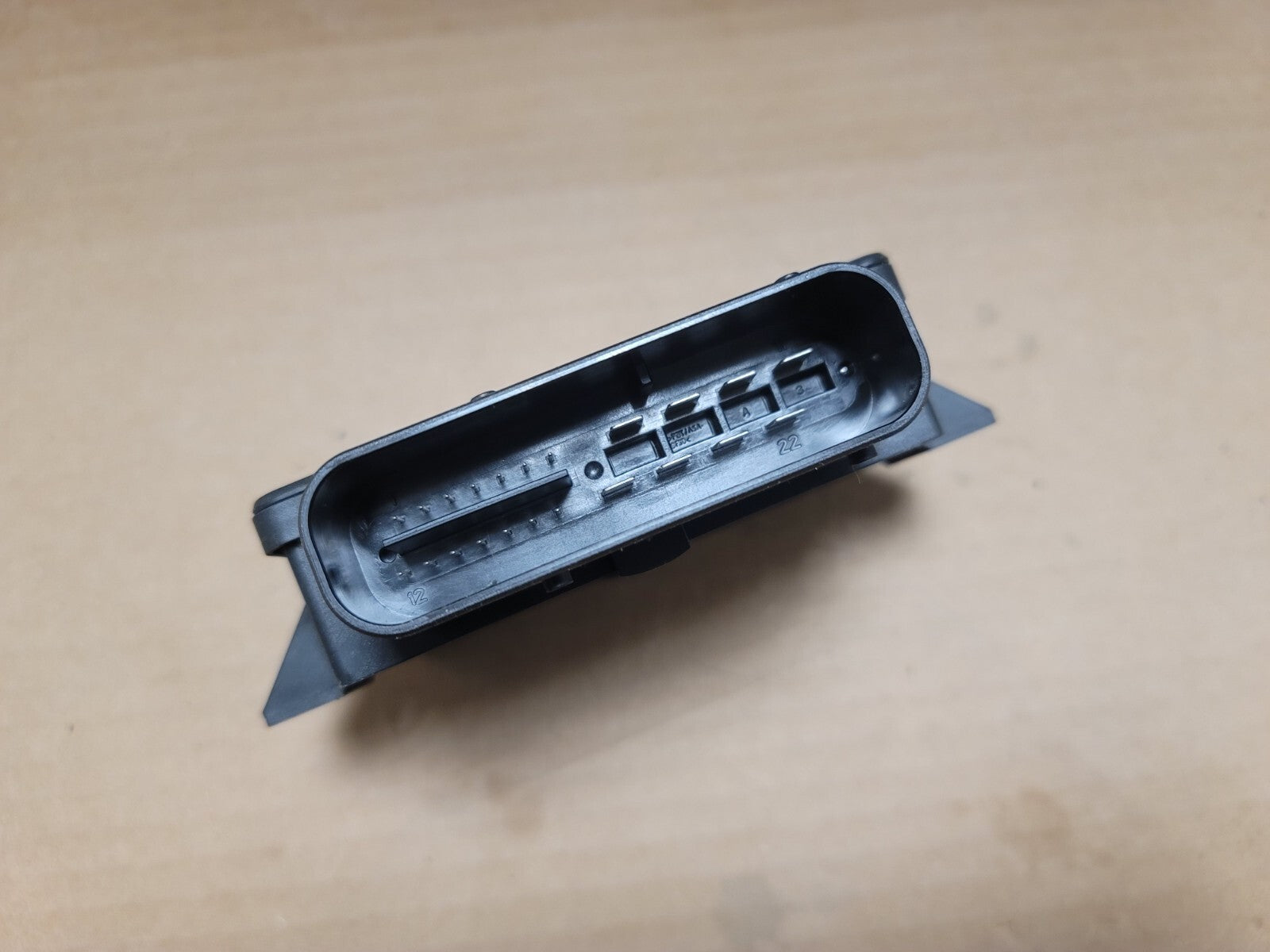 2011-2016 BMW PARKING BRAKE CONTROL MODULE 231220-10 OEM DL2