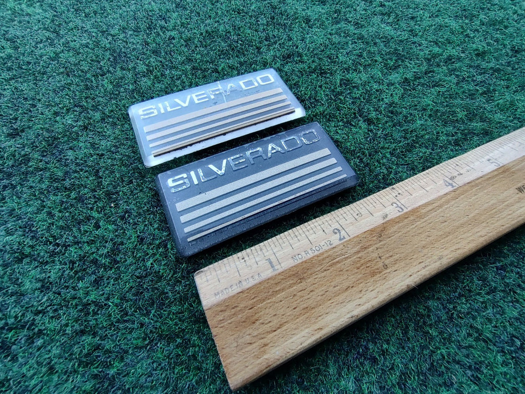 (2) 1990s Chevrolet SILVERADO Plastic Roof Panel Emblem OEM NAME PLATE Badge 5S3