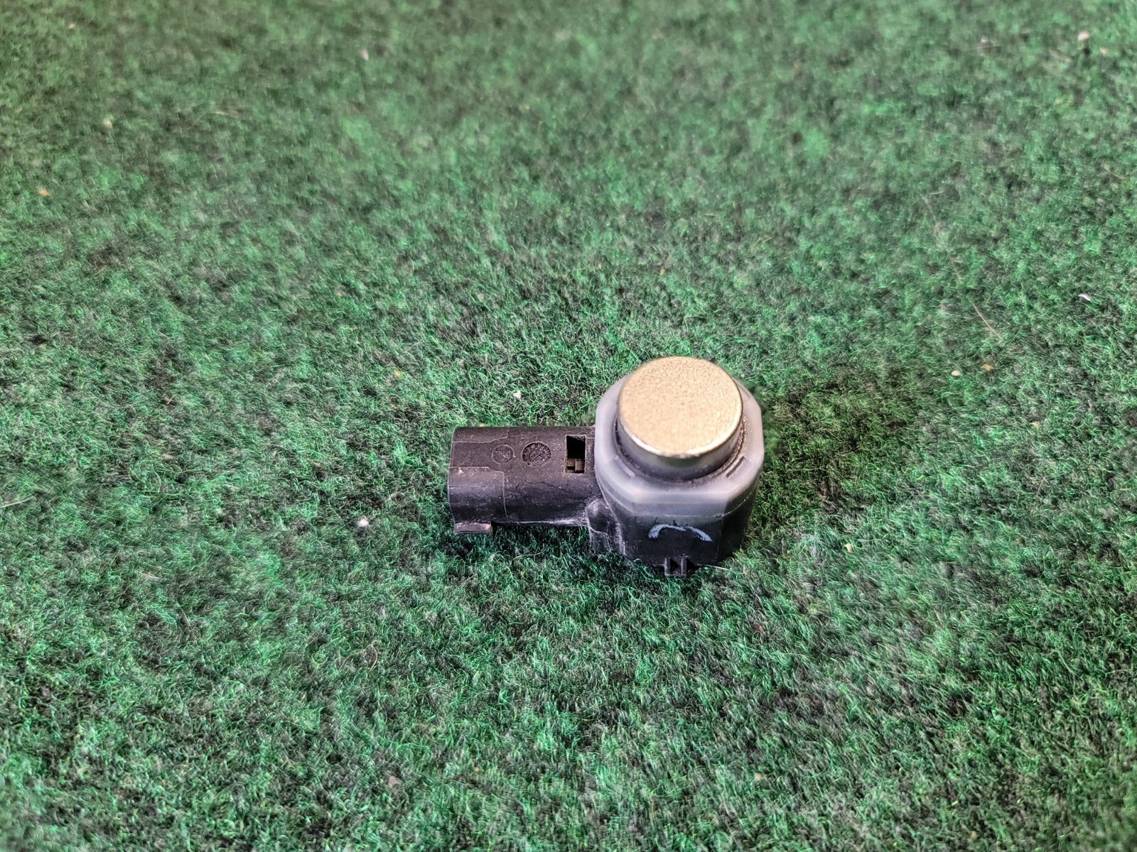 2013-2016 Ford Fusion Parking PDC Assist Sensor DA5T-15K859-AAW OEM 9L8
