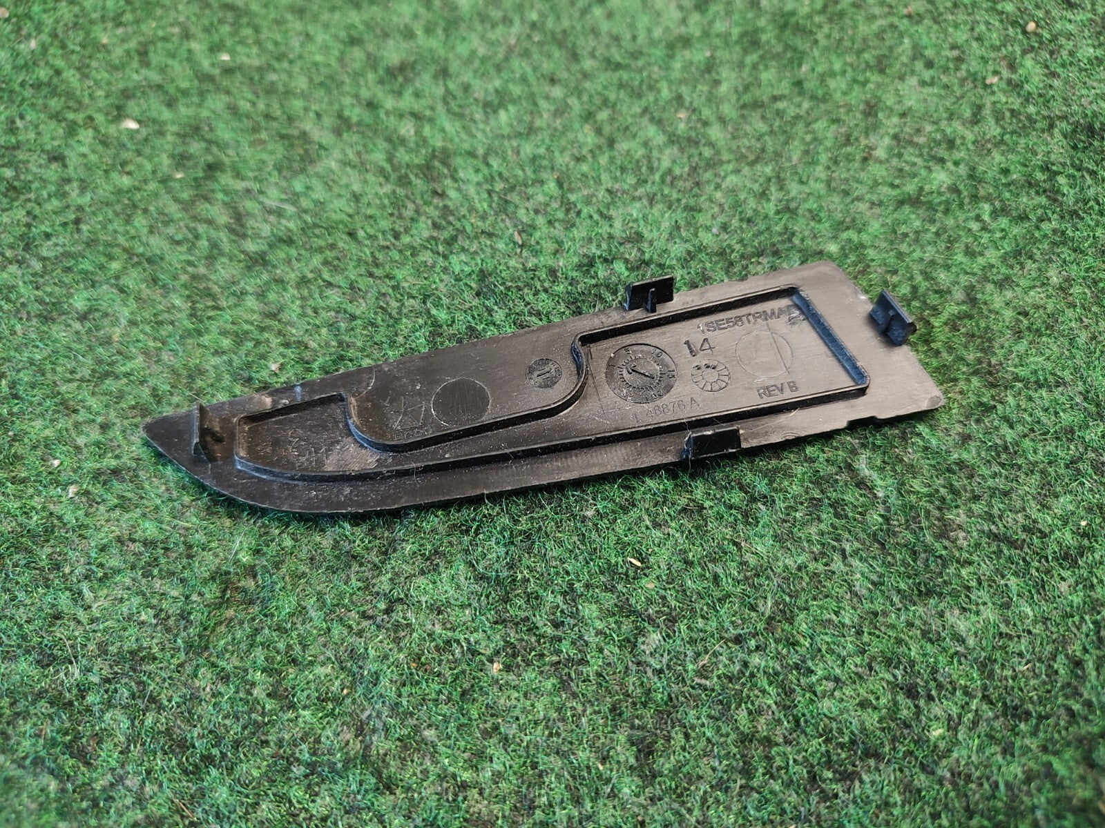 2011-2023 DODGE CHARGER FRONT LEFT SIDE DOOR PANEL ARMREST PLUG CAP TRIM OEM 2M9