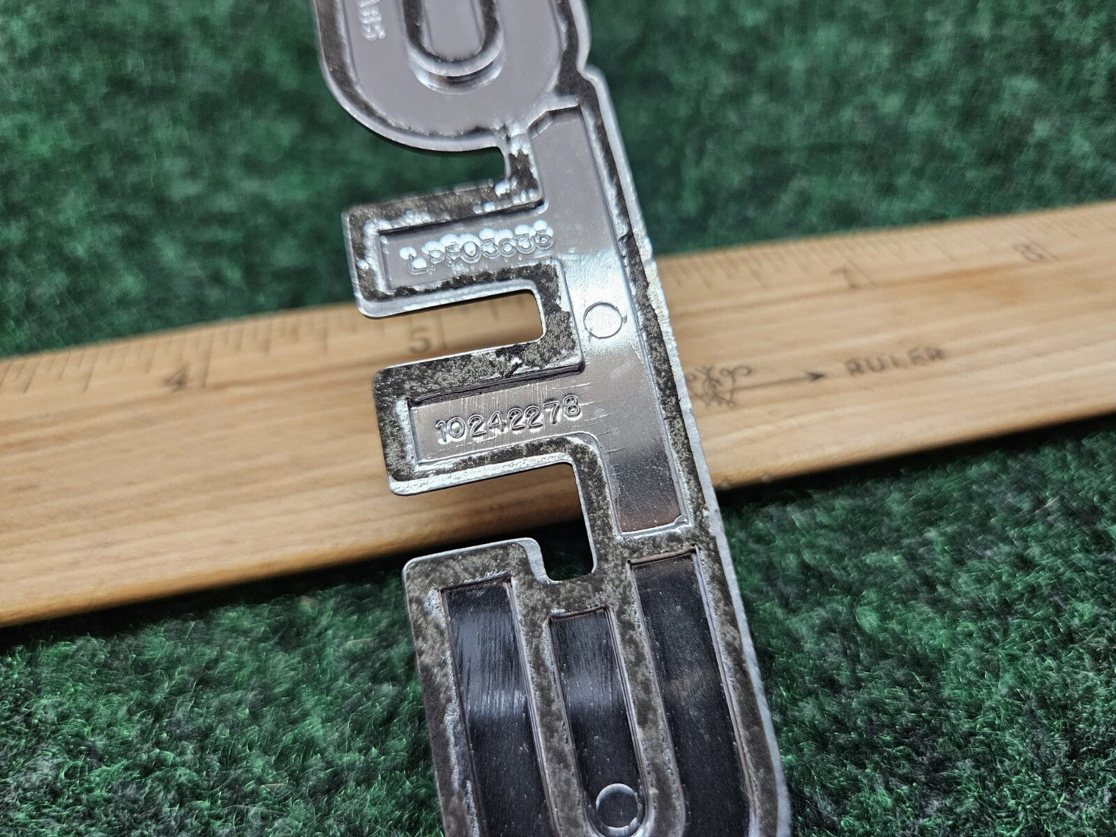 1997-2004 Oldsmobile Silhouette Chrome Rear Trunk Emblem Badge Logo 10242278 GL3