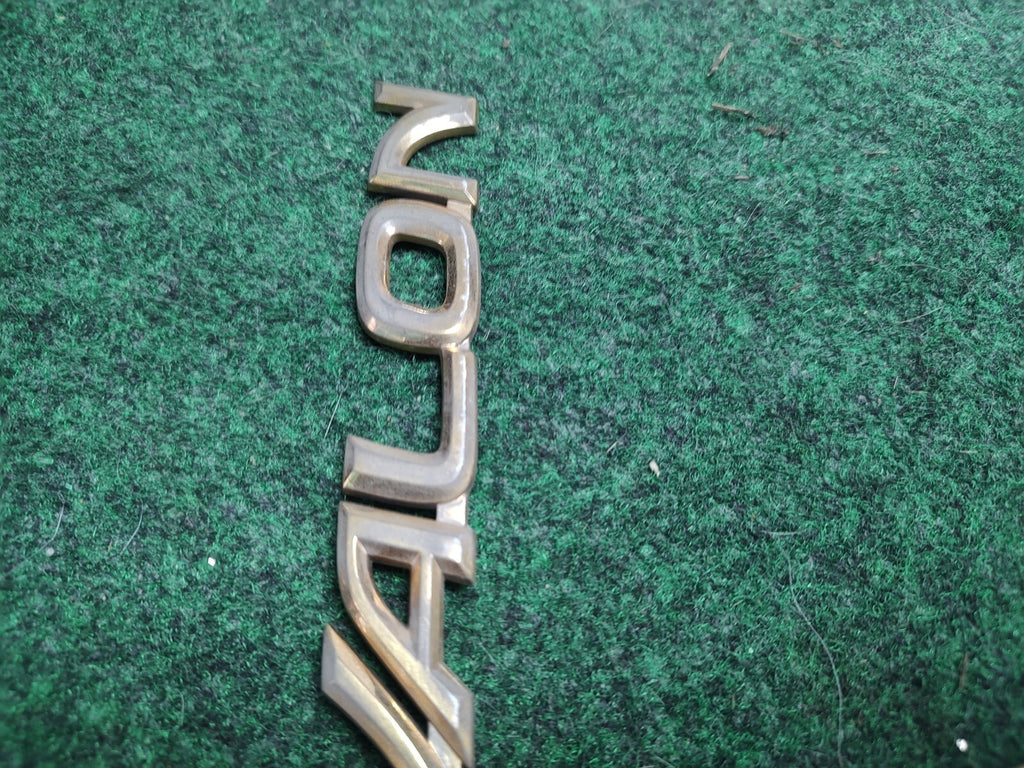 1995 1996 1997 Toyota Avalon Emblem Letters Logo Badge Trunk Rear Gold OEM 3S3
