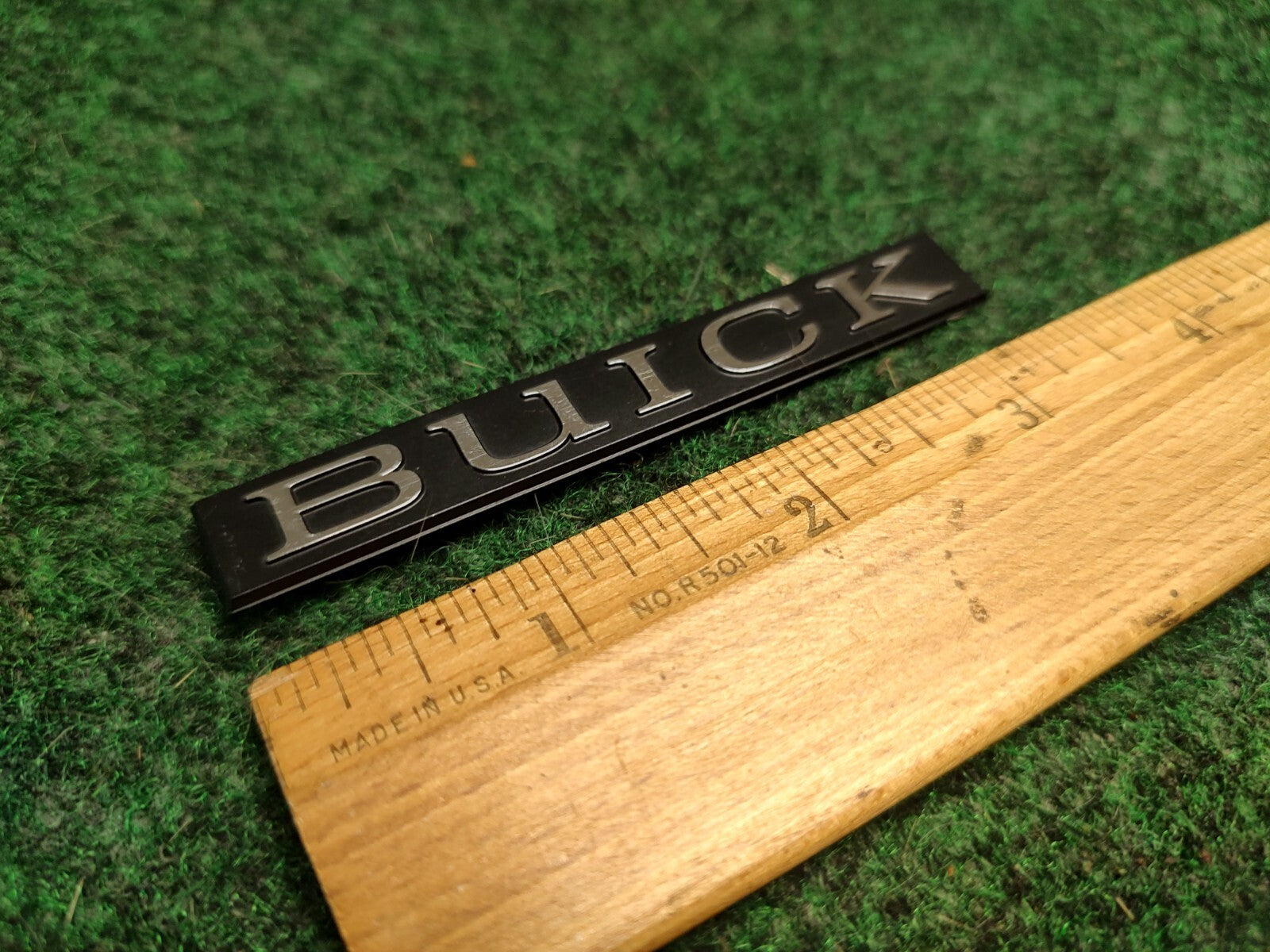 Buick OEM 1992-1996 Park Avenue Ultra Instrument Emblem Badge Logo 25550672 3S3