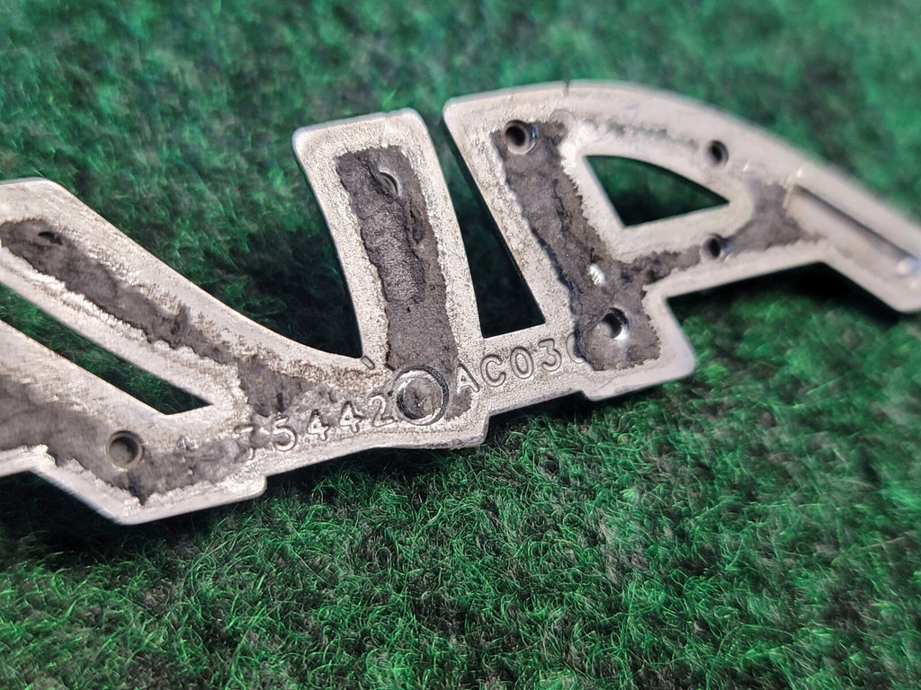 2000-2004 Toyota Avalon Rear Trunk Lid Tailgate Emblem 75442AC030 OEM 1M6