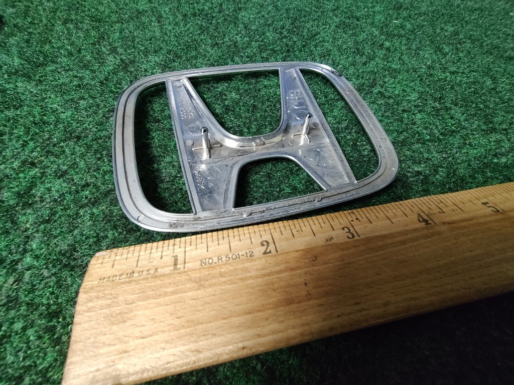 2005-2010 HONDA ODYSSEY REAR LIFTGATE EMBLEM LOGO SYMBOL 75701-SHJ-A000 OEM 7S1