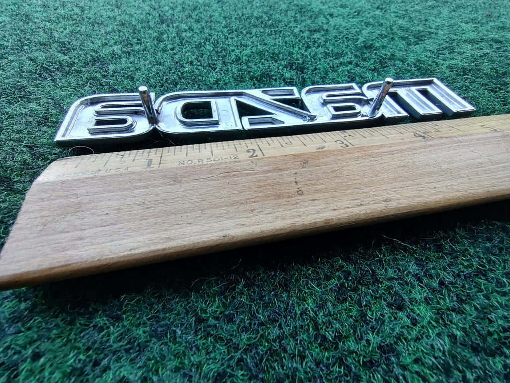 1999 00 2001 2002 2003 Mazda Protege Rear Trunk Nameplate Emblem B25D-51-710 5S3