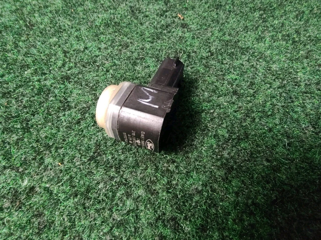 2013-2016 Ford Fusion Parking PDC Assist Sensor DA5T-15K859-AAW OEM White 5S8