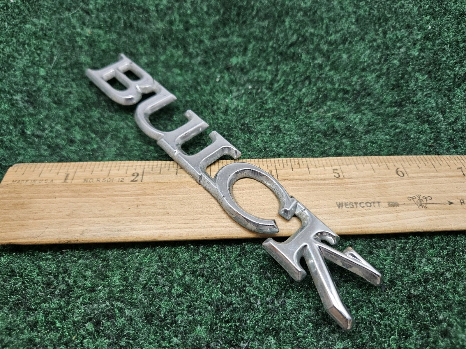 BUICK SIDE EMBLEM LOGO BADGE SYMBOL NAME PLATE BADGE CHROME GL2