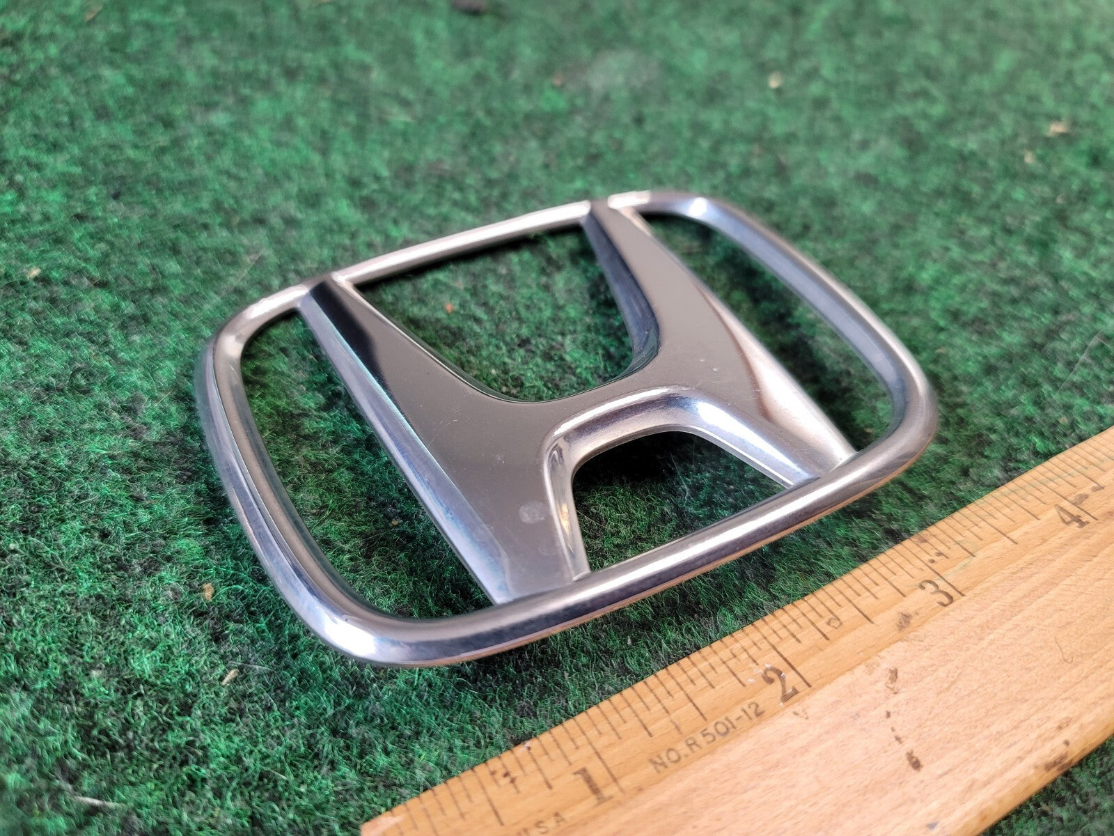 2006-2011 Honda Civic Sedan Rear Trunk Lid Badge Emblem 75701 SNA 0030 OEM 1M2