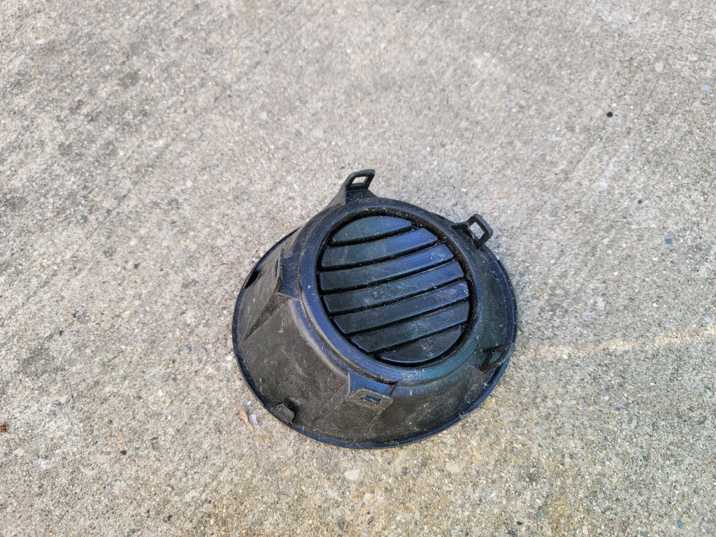 2010-2014 Camaro GM Front Bumper Fog Lamp Hole Cover Right OEM 92218022 LT1