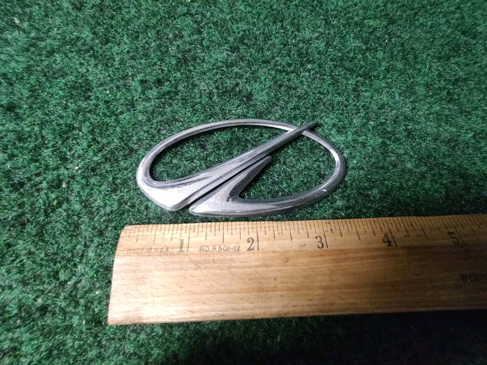 Vintage OLDSMOBILE Chrome EMBLEM SYMBOL BADGE OEM Nameplate Logo 3.5" 1S6