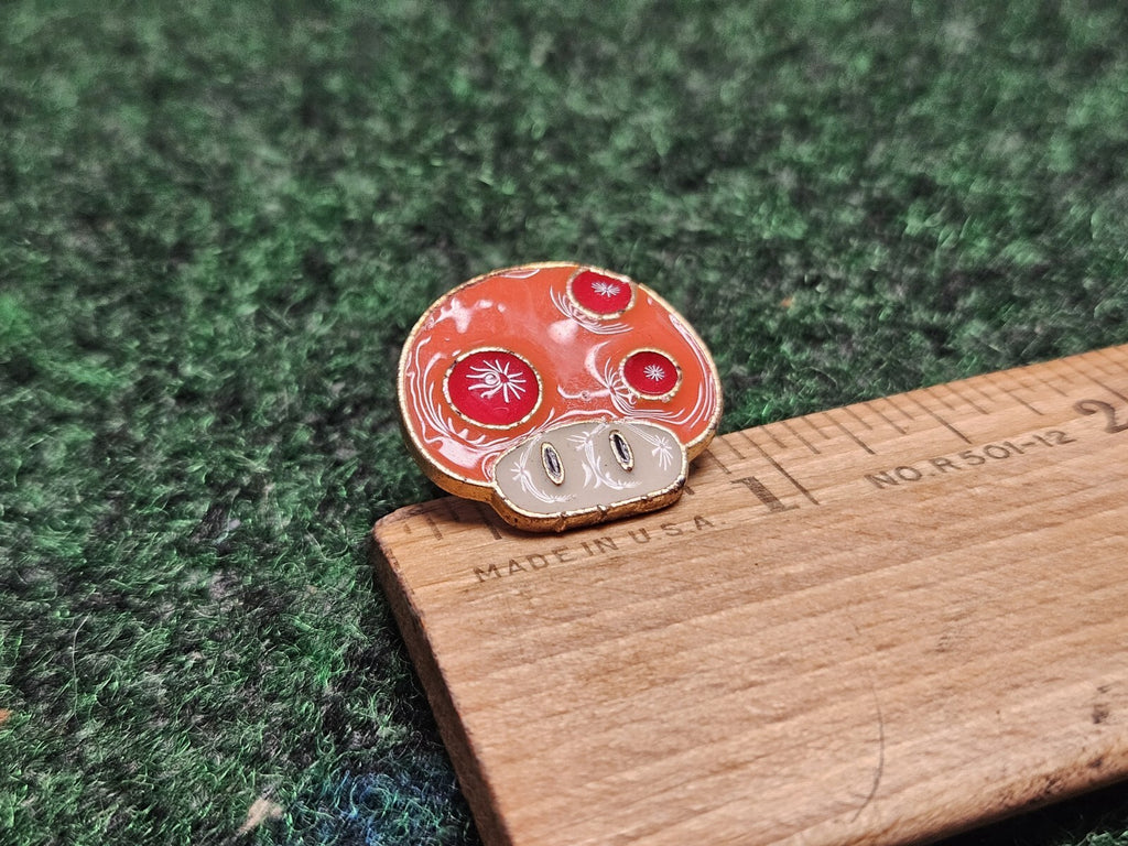 Mushroom Metal Enamel Pin Gold Tone Backing Lapel Backpack Hat Cartoon Brooch