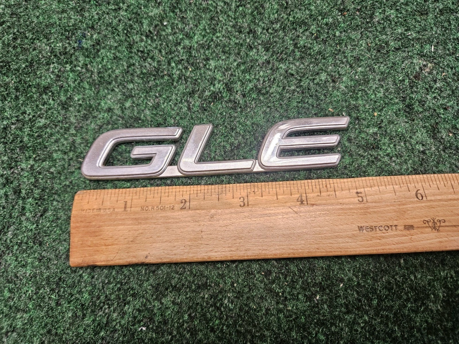 00-01 Nissan Maxima GLE Trunk Lid Emblem Nameplate OEM 84896-2Y903 Silver 5M3