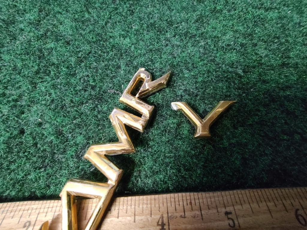 02 03 04 05 06 Toyota Camry Emblem Badge Letters Logo Trunk Rear Gold OEM 4S4