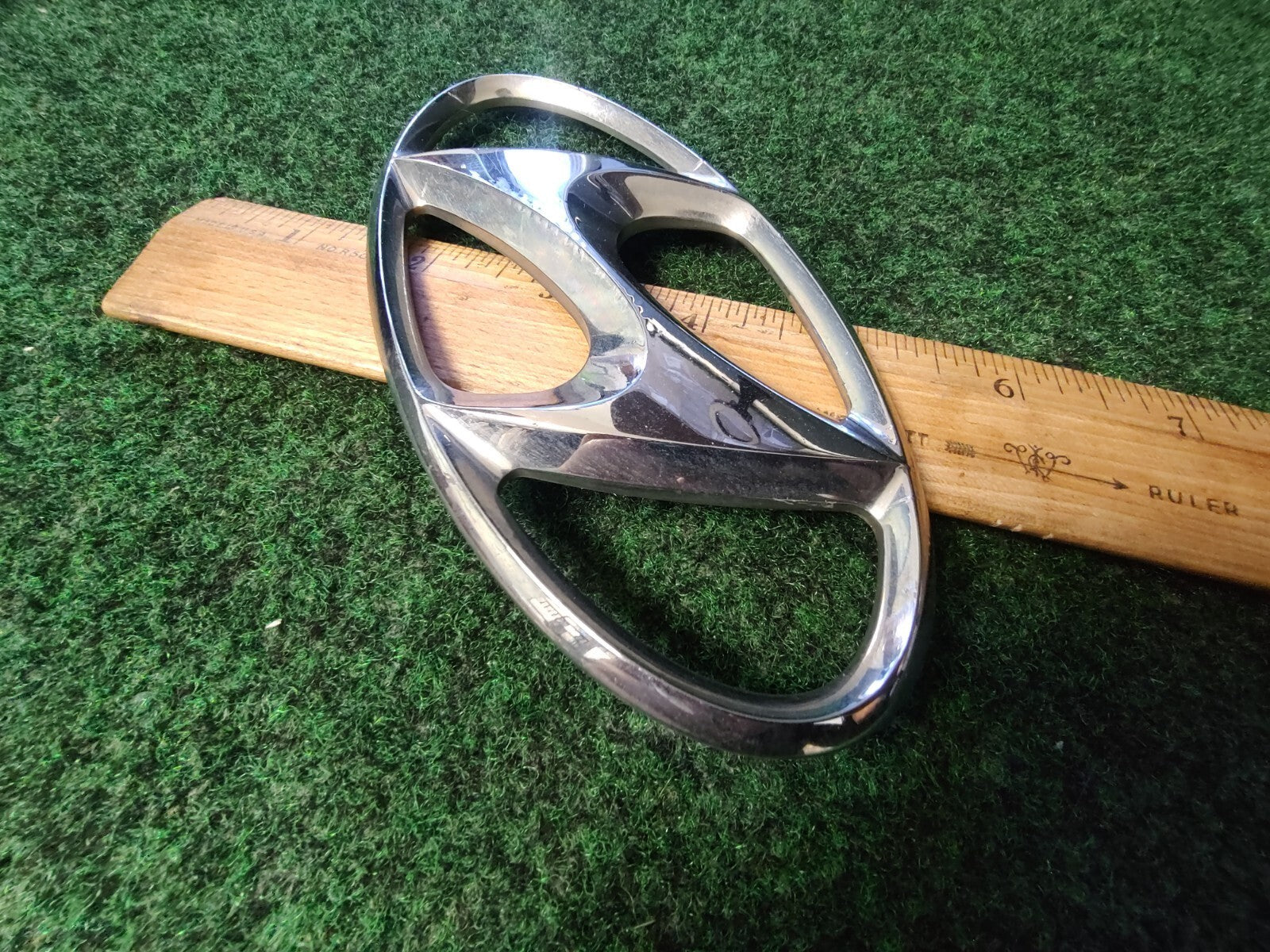 Hyundai Emblem Logo Symbol Badge Chrome OEM Nameplate Name Plate 4L8