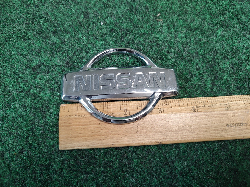 1998 1999 2000 2001 Nissan Altima Rear Trunk Lid Badge Emblem 849E 2S7