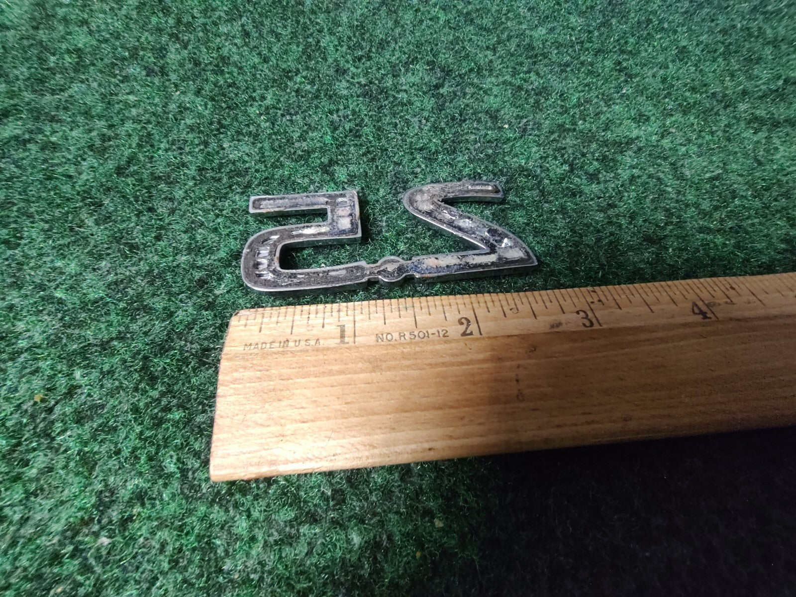 NISSAN 2.5 REAR CHROME EMBLEM LOGO SYMBOL BADGE OEM 6S4