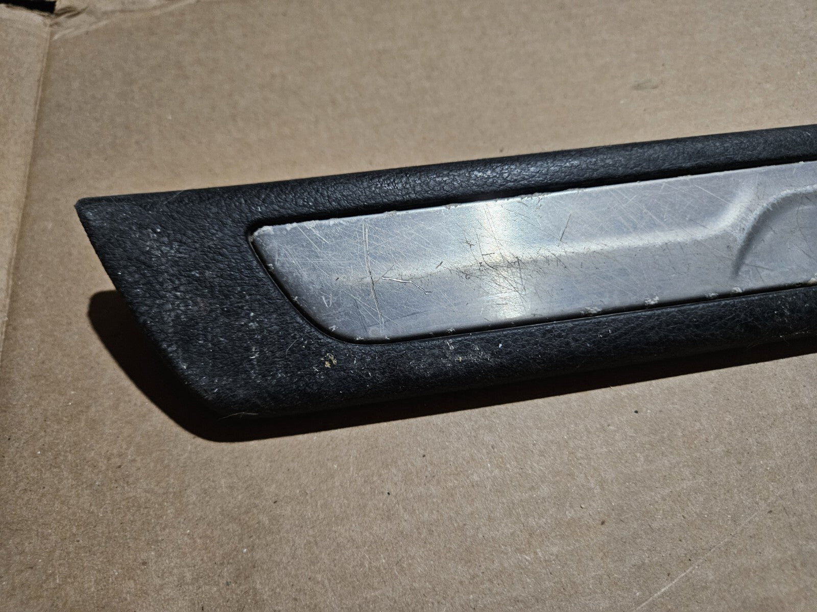 OEM Dodge Durango Front Left Lh Door Sill Scuff Plate Trim 2011-2022 BS1
