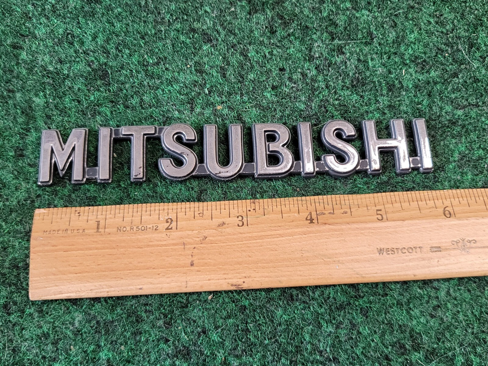 MITSUBISHI OUTLANDER LANCER GALANT REAR EMBLEM LOGO BADGE SIGN SYMBOL 1M3