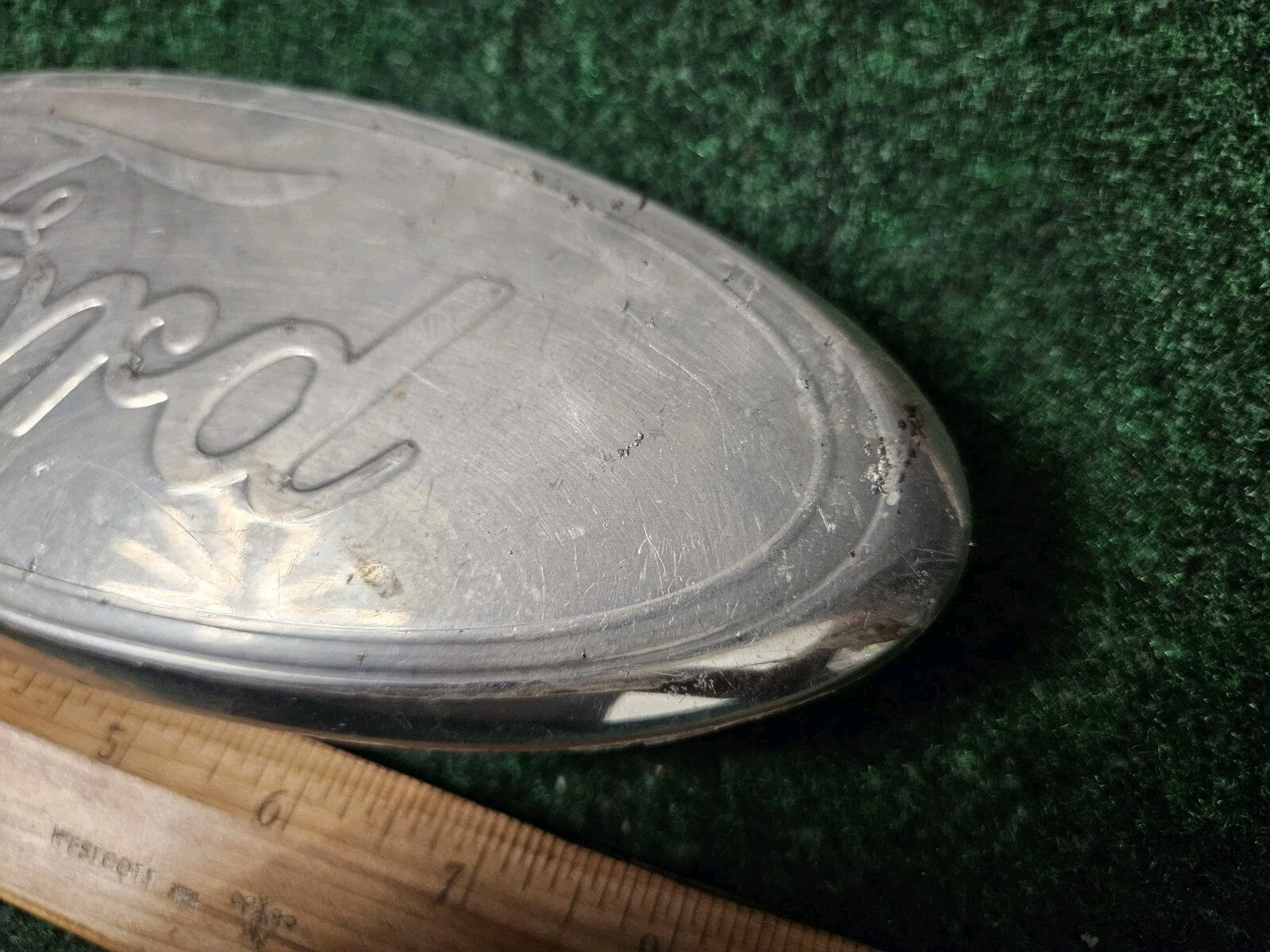 Ford Front Grille Emblem OEM 4L34-15402A16-AB 4L34-15402A16-BA Badge Faded 3M3