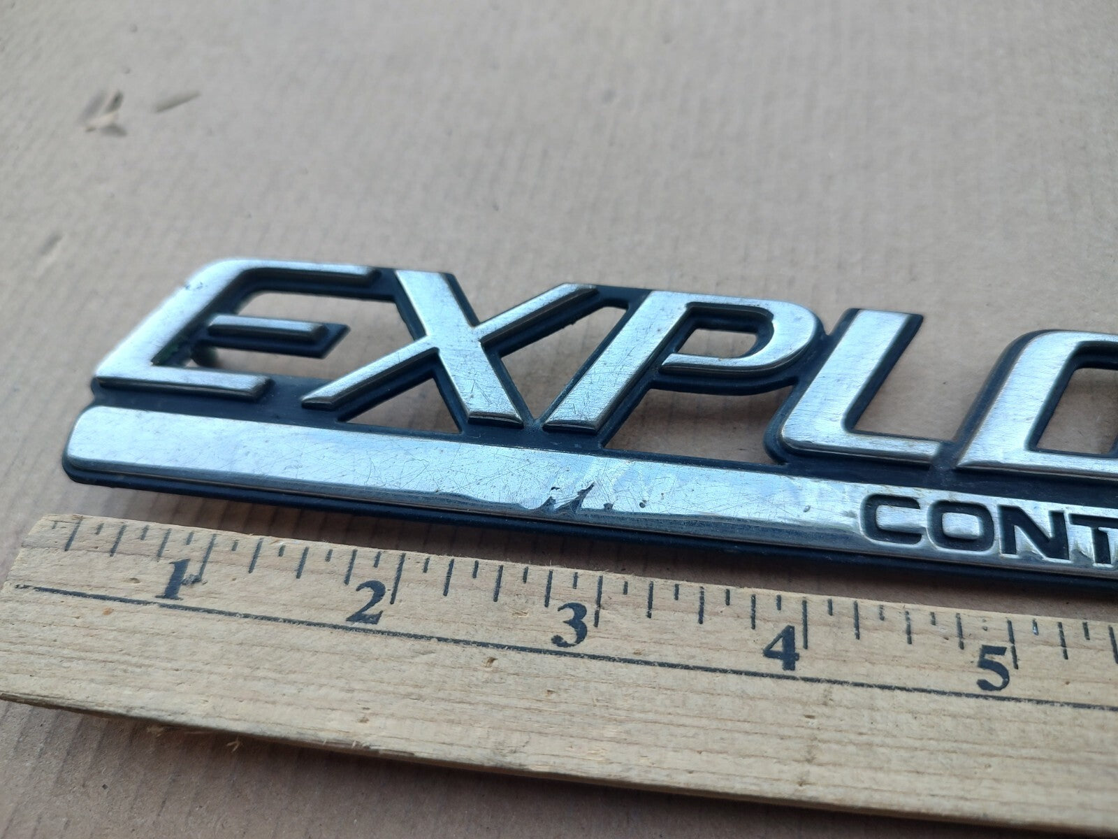 95 96 97 FORD EXPLORER XLT CONTROL TRAC 4WD REAR EMBLEM LOGO BADGE SYMBOL MT1