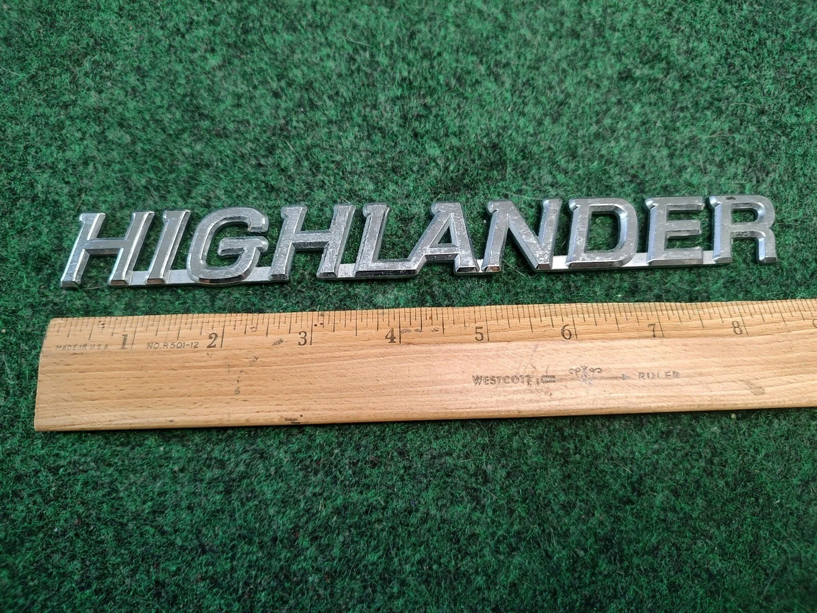 01 02 03 04 05 06 07 TOYOTA HIGHLANDER REAR LID EMBLEM LOGO BADGE SYMBOL 1S7