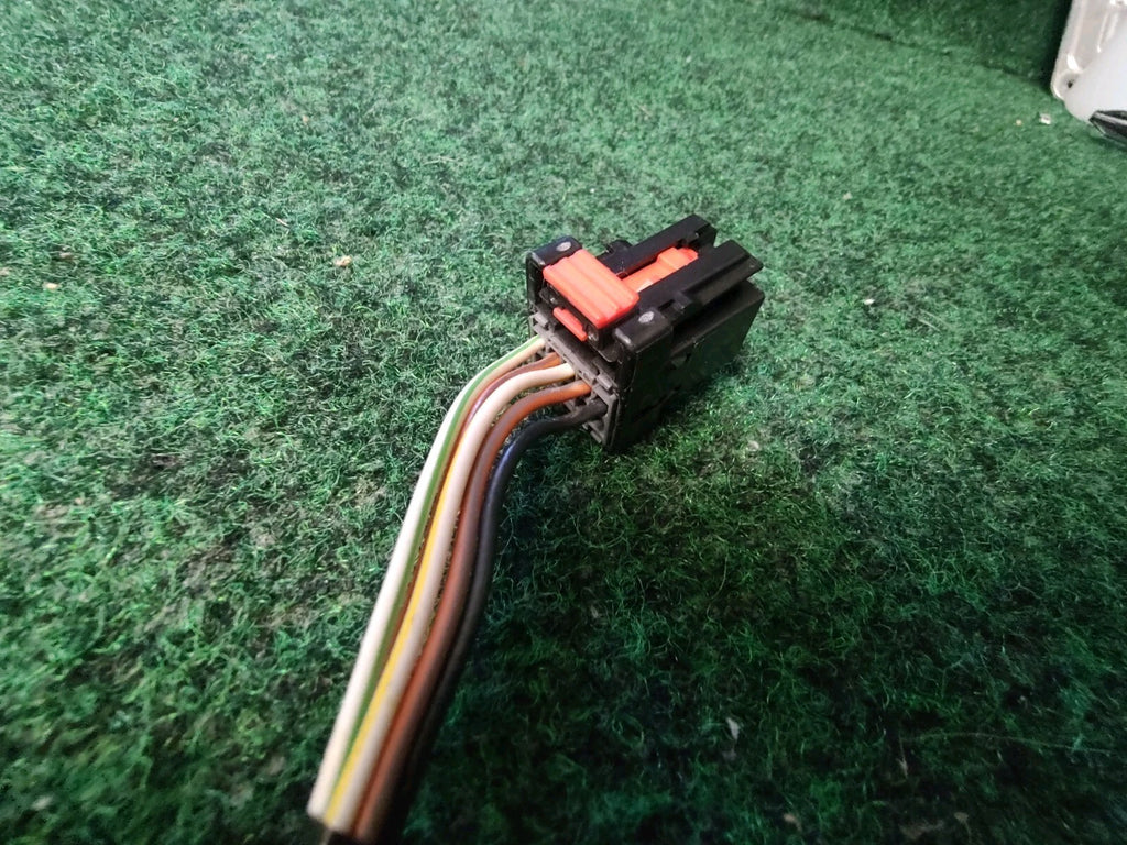 11-13 Dodge Challenger Jeep Grand Cherokee Headlight Switch Pigtail Wire 4S3