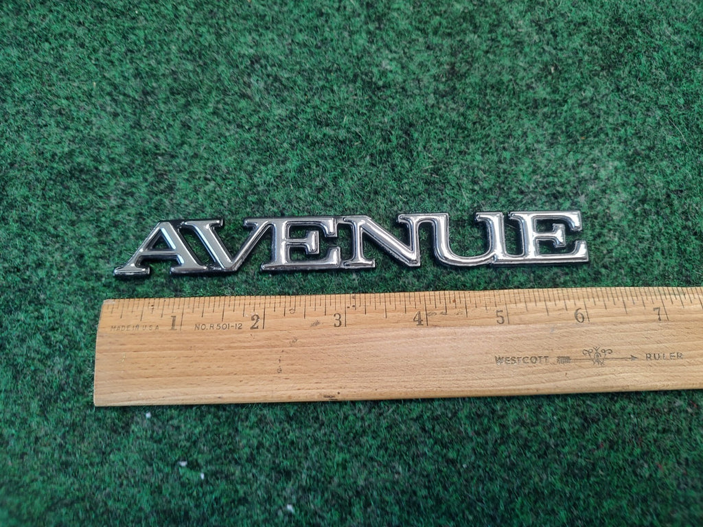 1998-2004 BUICK PARK AVENUE SIDE EMBLEM LOGO BADGE SYMBOL LETTERS OEM 3S8