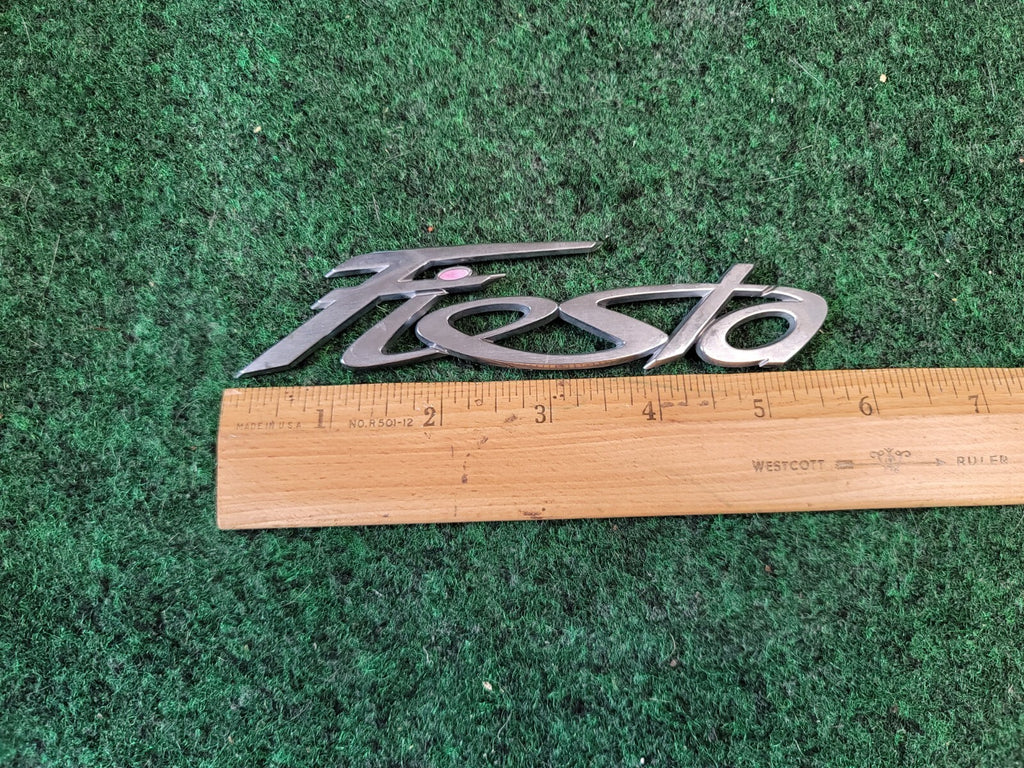 11 12 13 14 15 16 17 FORD FIESTA REAR LID CHROME EMBLEM LOGO BADGE USED OEM 1M2