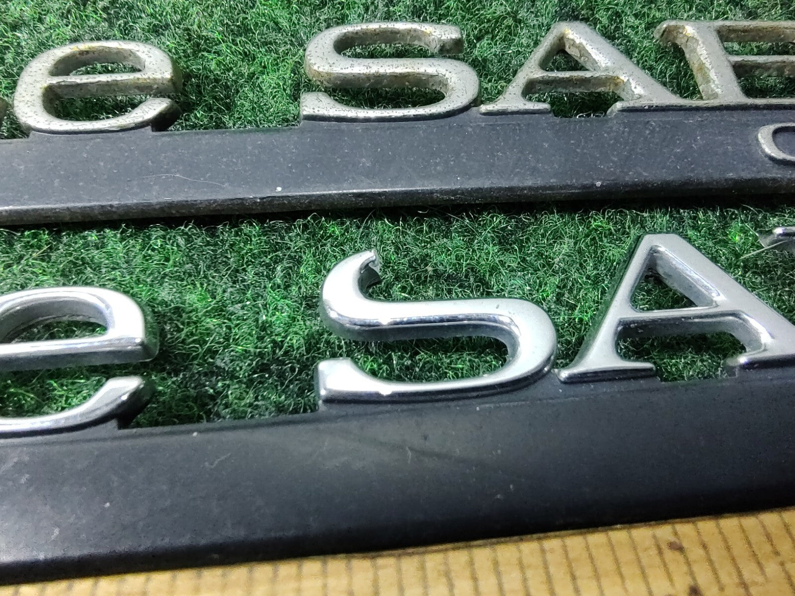 97 98 99 BUICK LESABRE CUSTOM SIDE EMBLEM LOGO BADGE SYMBOL SET USED OEM 6S8