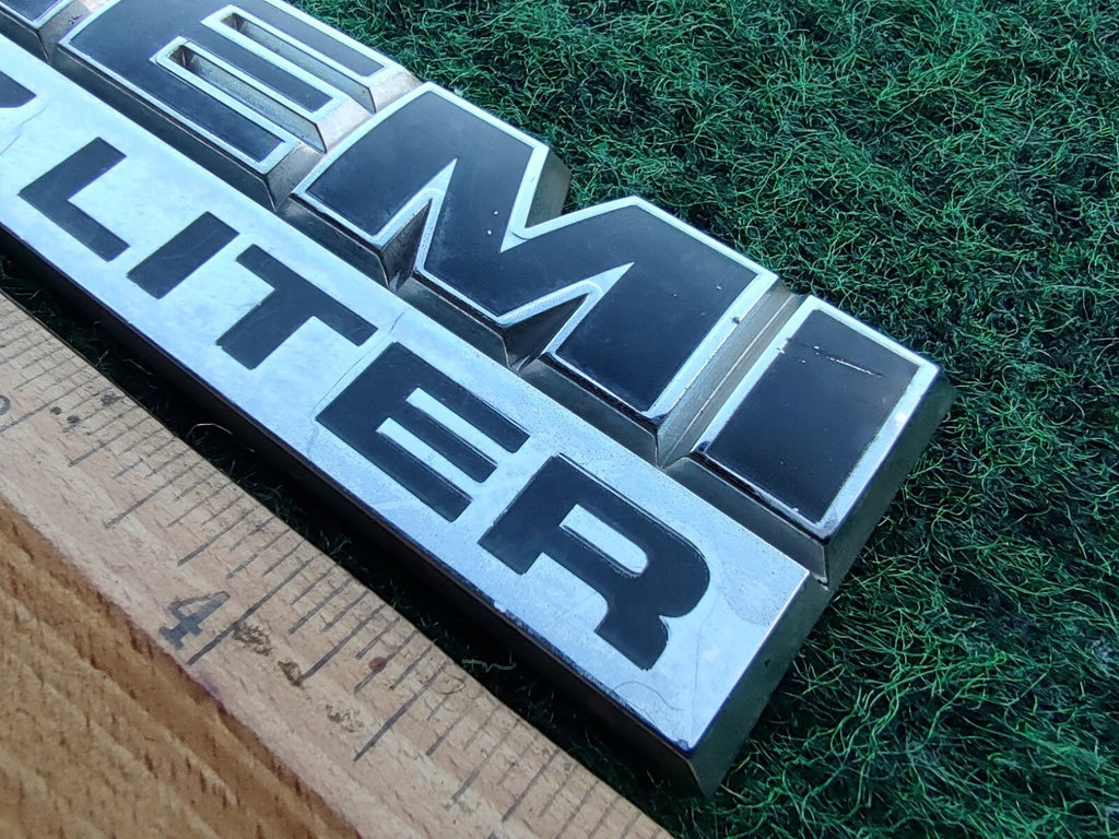 2006-2012 RAM 1500 Hemi 5.7 Liter Front Fender Nameplate Emblem 55078115AA 2L3