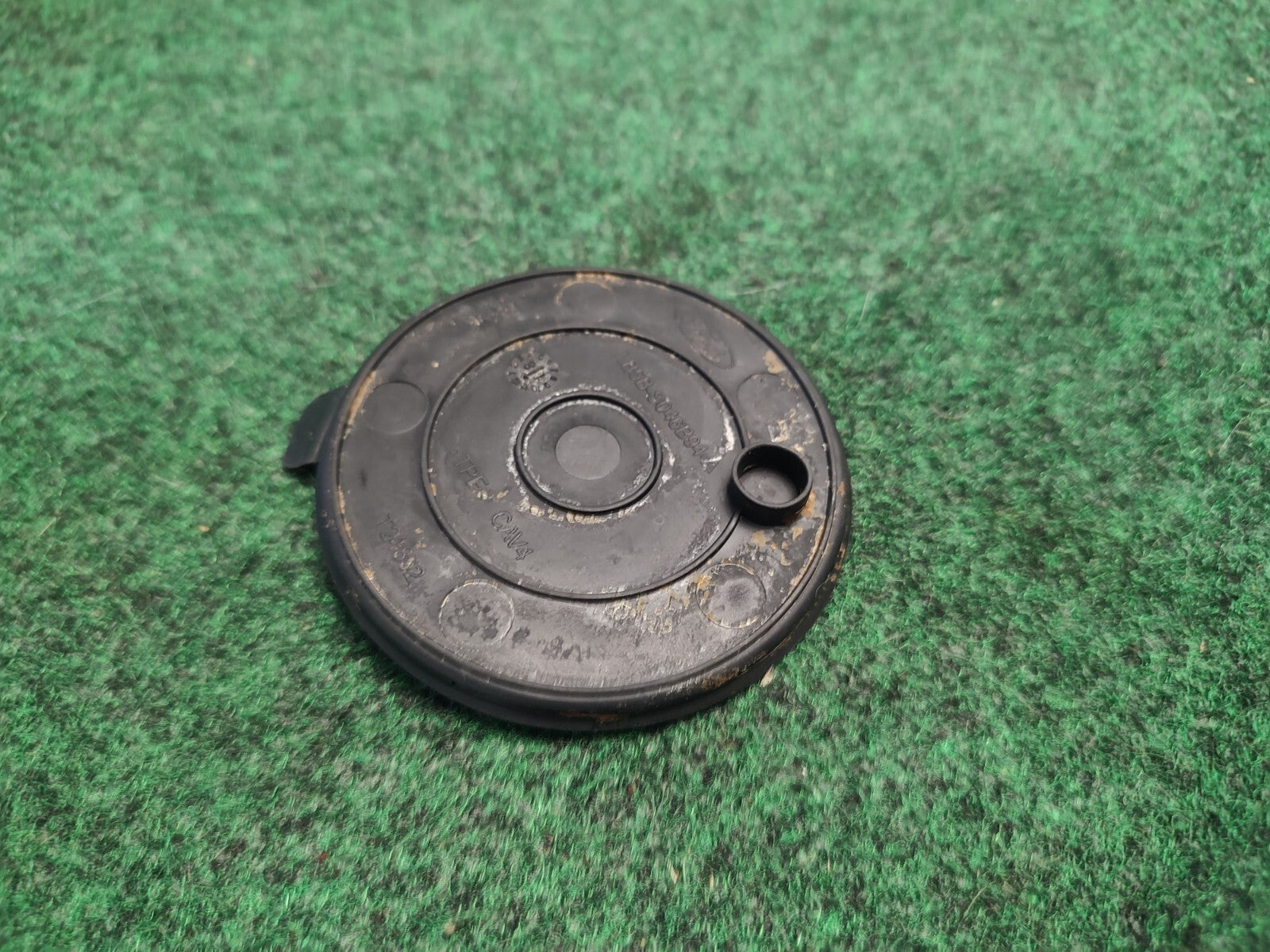 2020-2025 FORD EXPLORER CENTER CONSOLE CUP HOLDER INSERT RUBBER MAT OEM 1S8