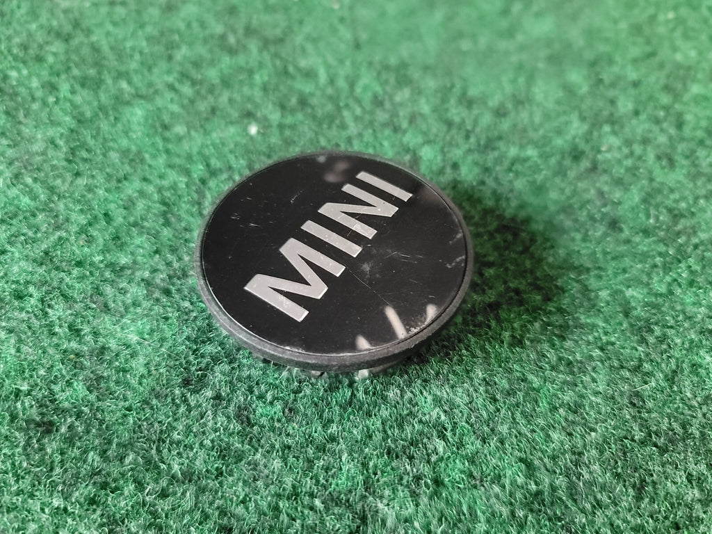 MINI CLUBMAN, COOPER, COUNTRYMAN, PACEMAN OEM WHEEL CENTER CAP 36131171069 10L1