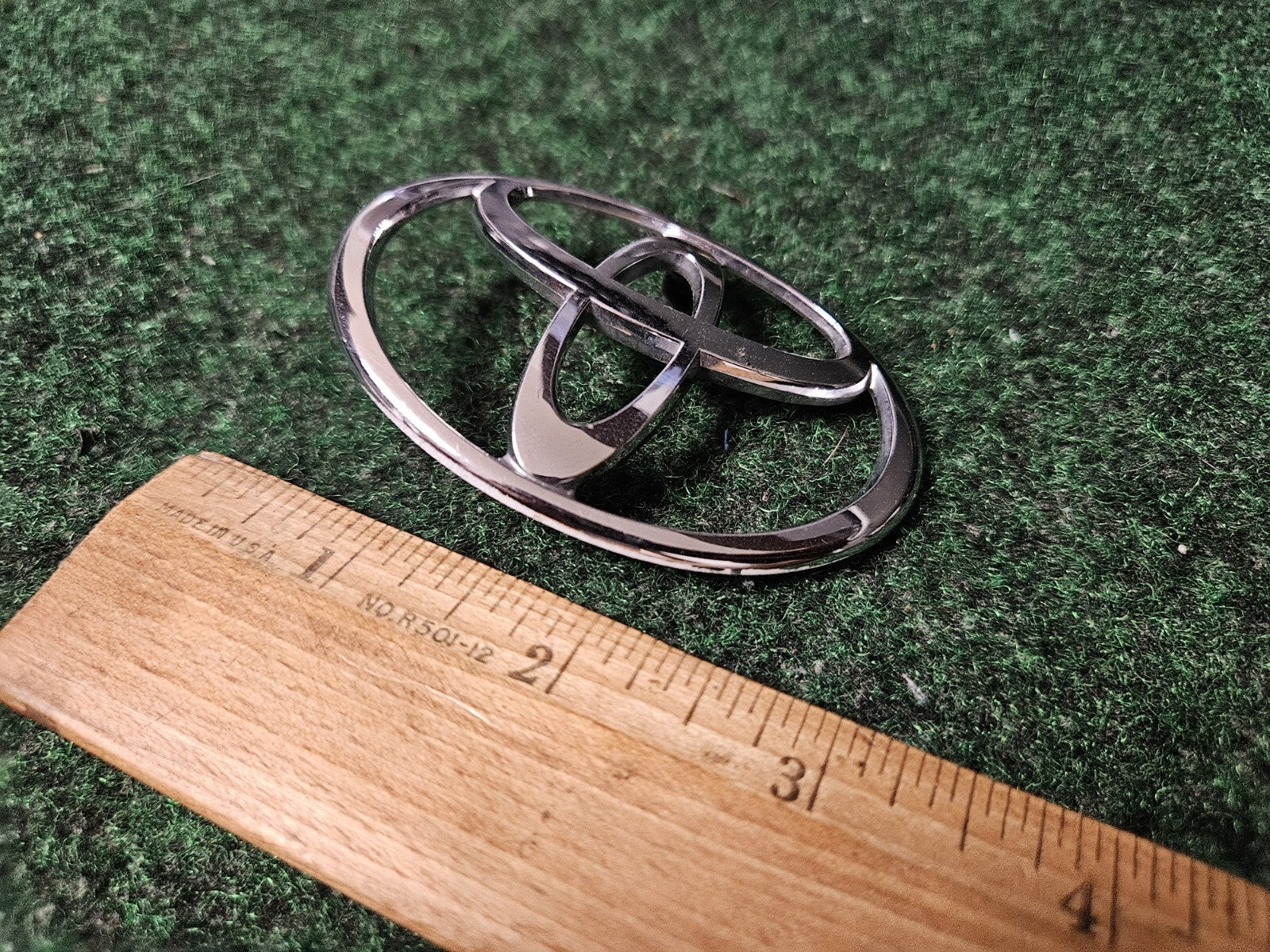 Toyota Chrome Emblem Logo Symbol Name Plate Nameplate 3" 3M4