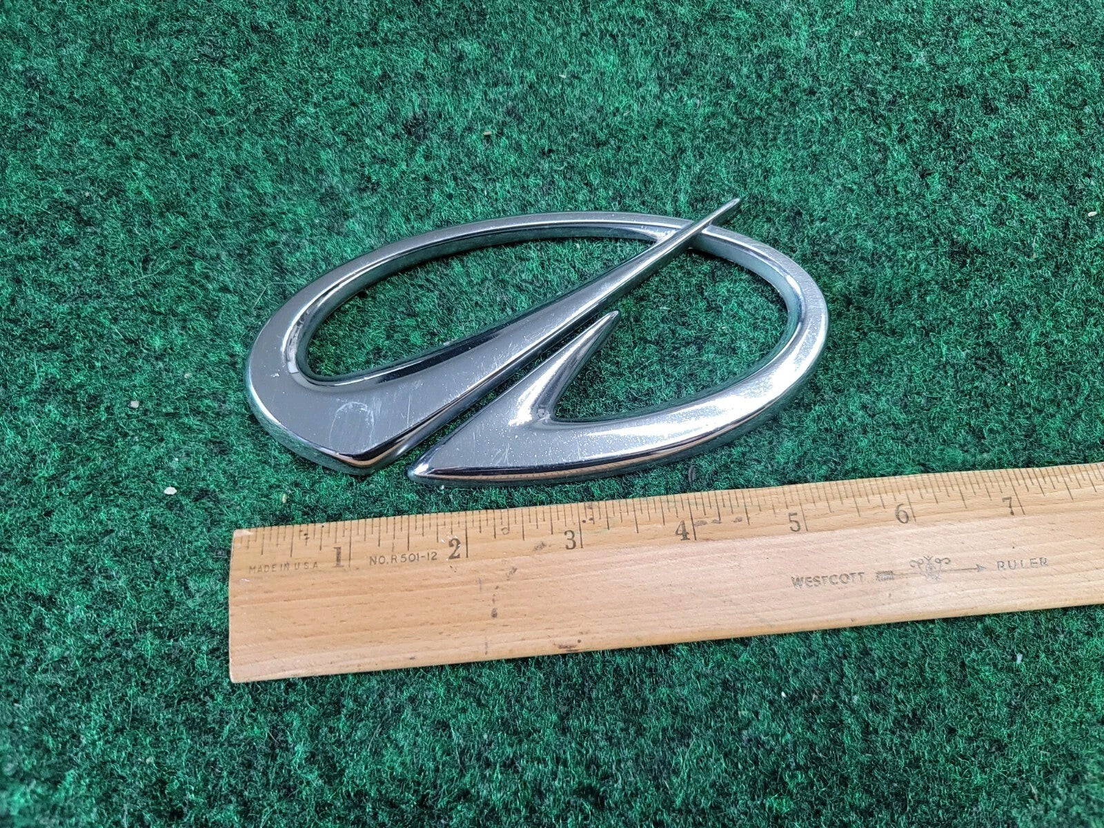 1999 2001 2002 2003 2004 Oldsmobile Aero Front Grille Badge Emblem 0154890 OEM