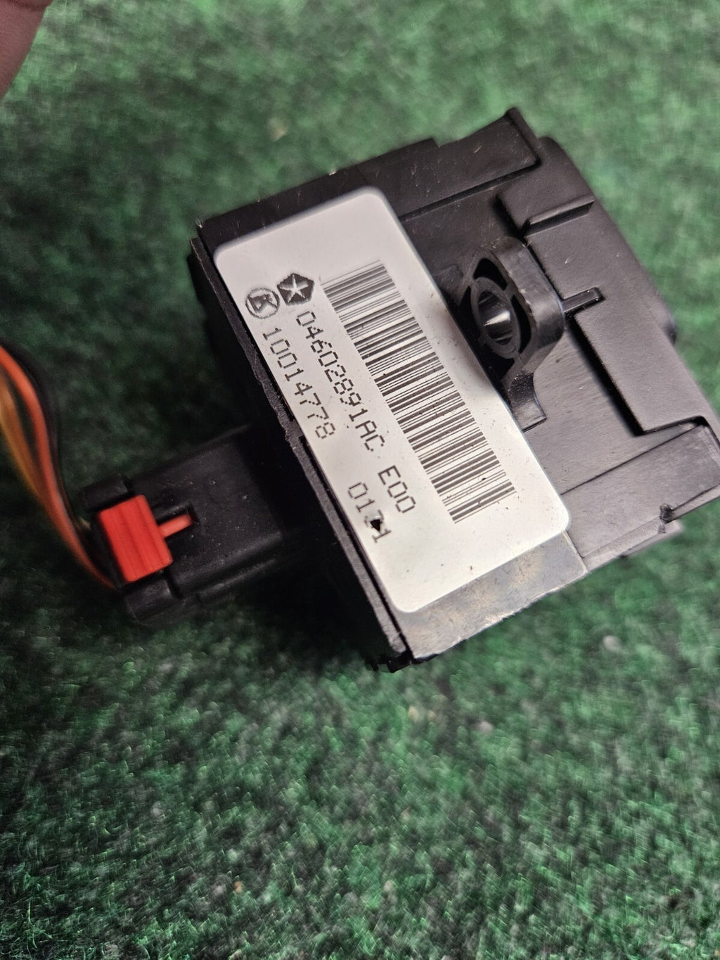 OEM 2011-2020 Dodge Durango Interior Light Dimming Control Switch 04602891AC 6M2