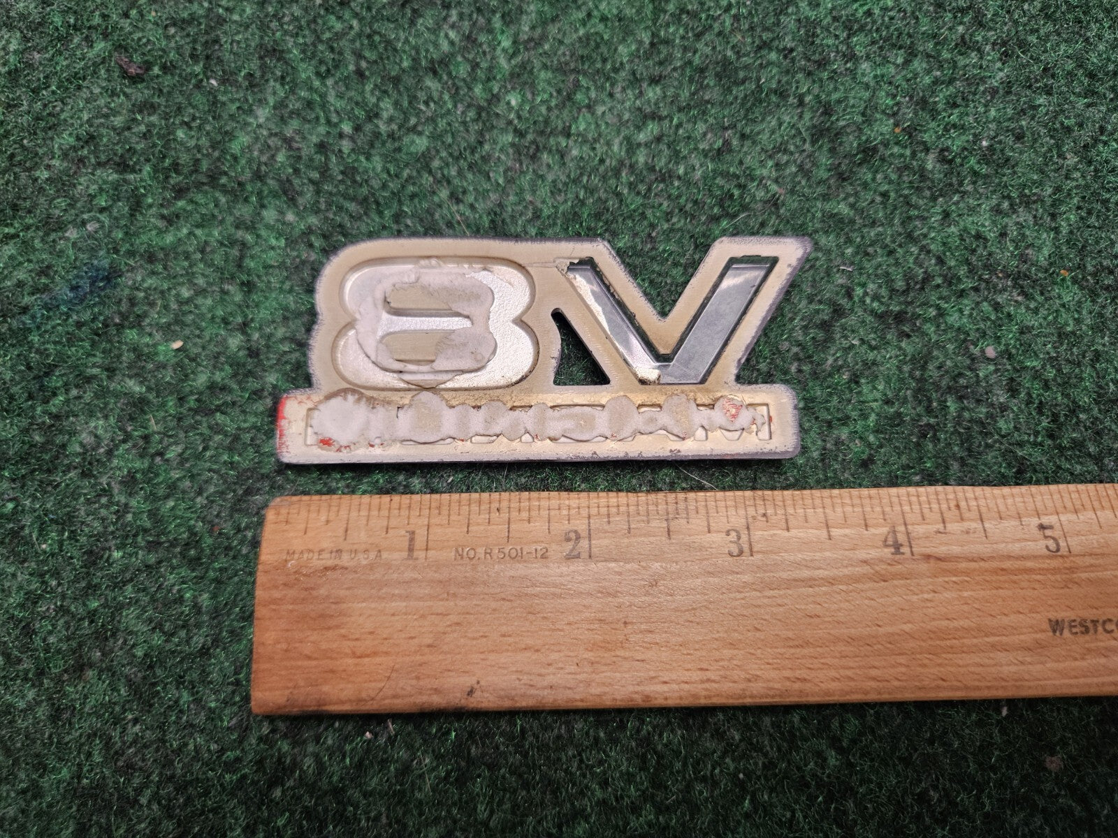 Dodge V8 Magnum Front Fender Plastic Emblem Badge Logo Nameplate Name Plate 6M8