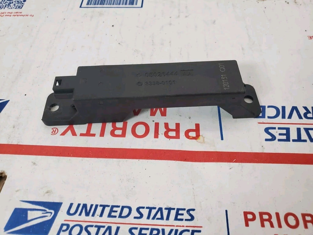 2011-2014 JEEP GRAND CHEROKEE FRONT RIGHT DOOR PASSIVE ENTRY ANTENNA GENUINE 2M5